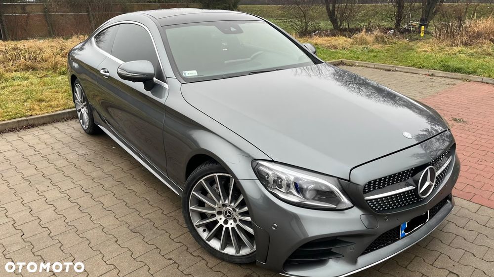 Mercedes-Benz Klasa C 300 4Matic 9G-TRONIC AMG Line Plus - 9