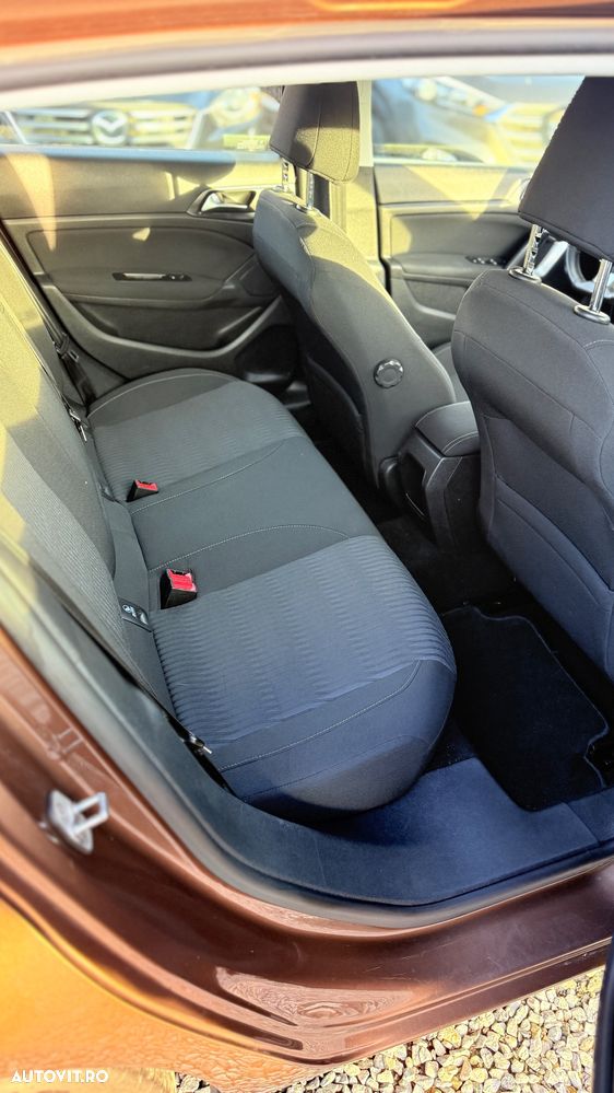 Peugeot 308 1.6 THP Active - 8