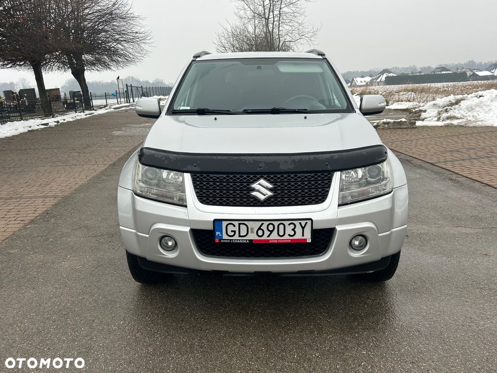 Suzuki Grand Vitara 2.0 - 5