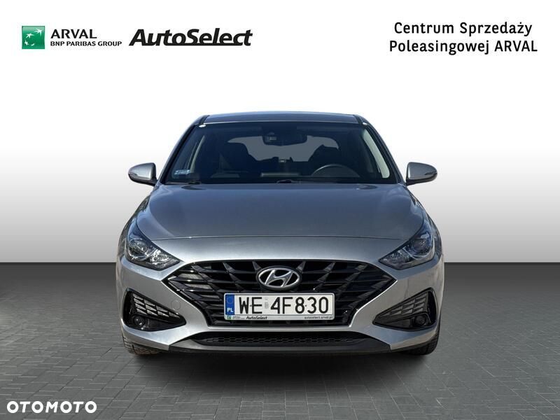 Hyundai i30 1.5 DPI Comfort - 9