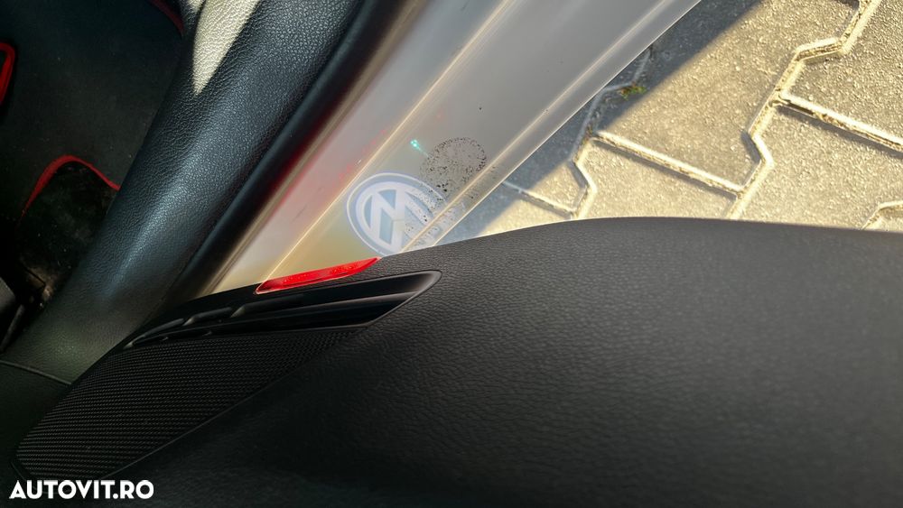 Volkswagen Golf 2.0 GTI DSG - 5
