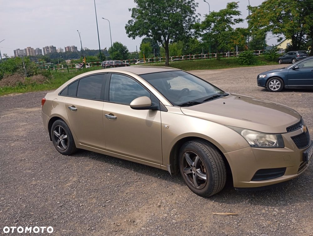 Chevrolet Cruze - 3
