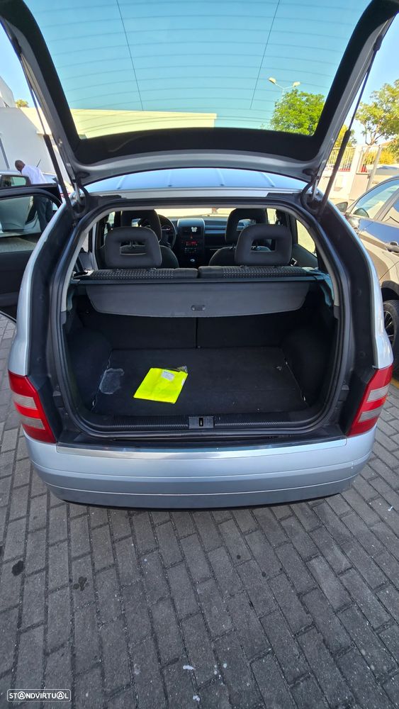 Audi A2 1.4 TDi Ambiente - 8