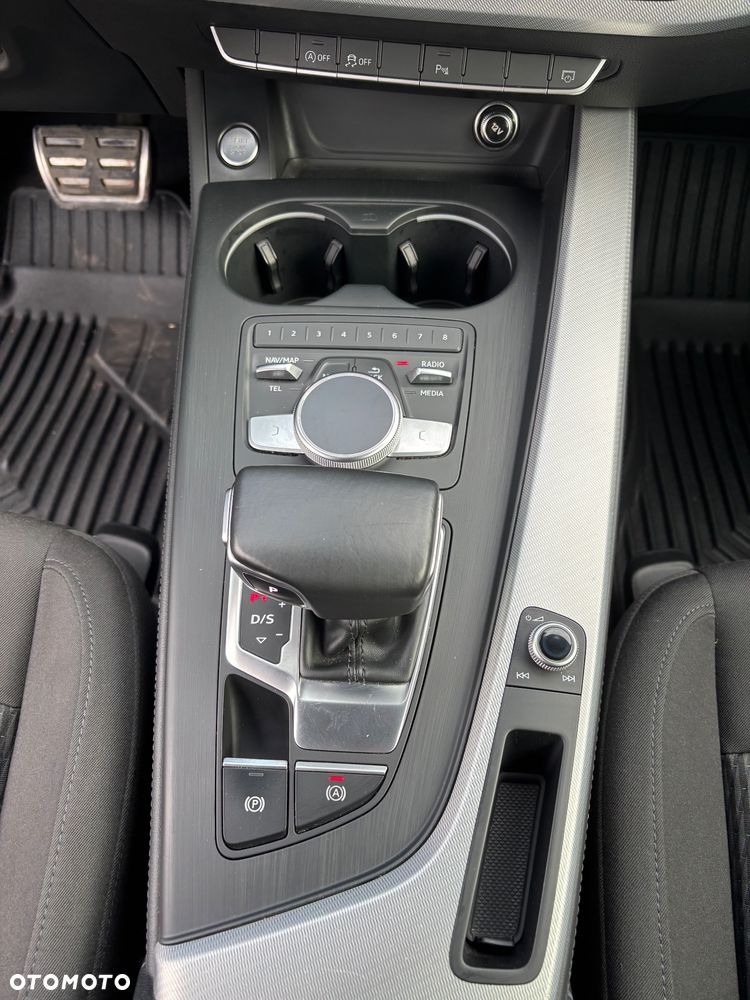 Audi A4 Avant 35 TDI S tronic - 16