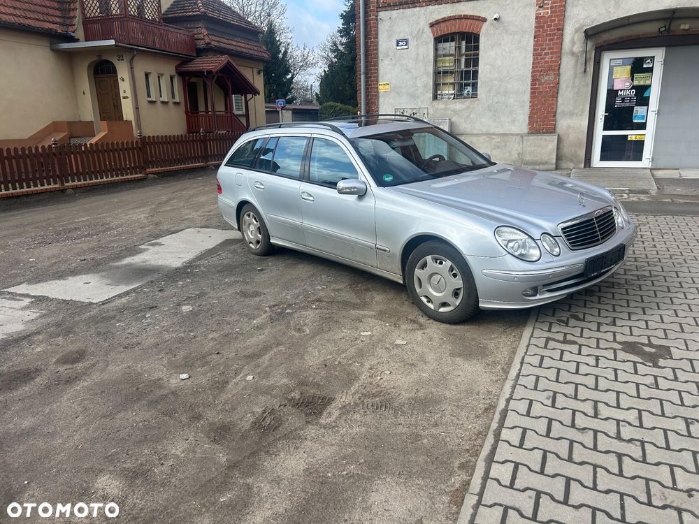 Mercedes-Benz Klasa E 280 CDI 4Matic Automatik Avantgarde DPF - 10