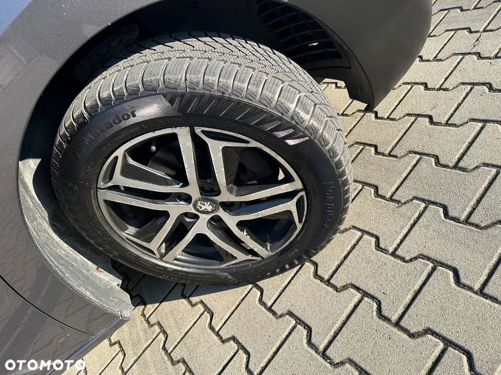 Peugeot Expert Kombi Long 2,8t - 11