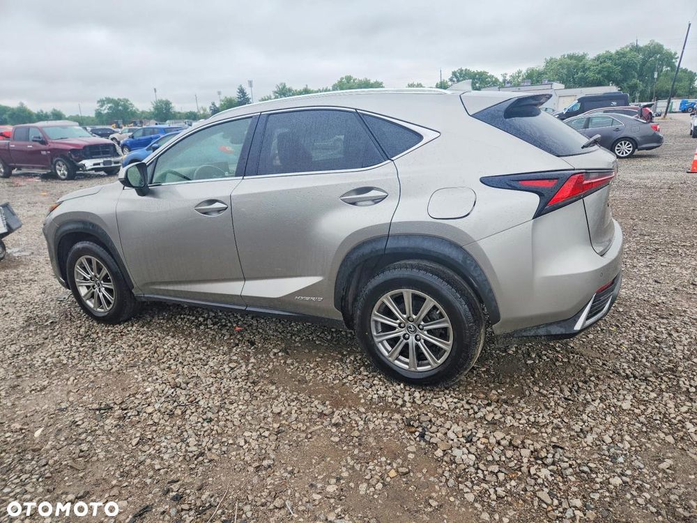 Lexus NX - 2