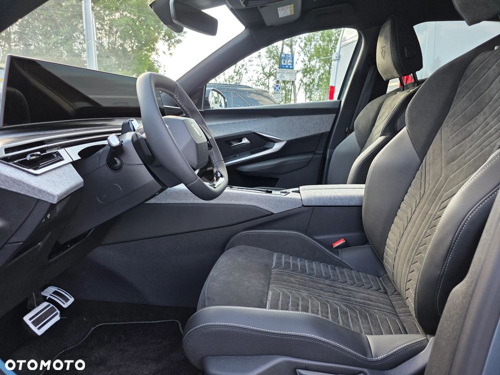 Peugeot 3008 1.2 PureTech mHEV GT E-DCS6 - 9