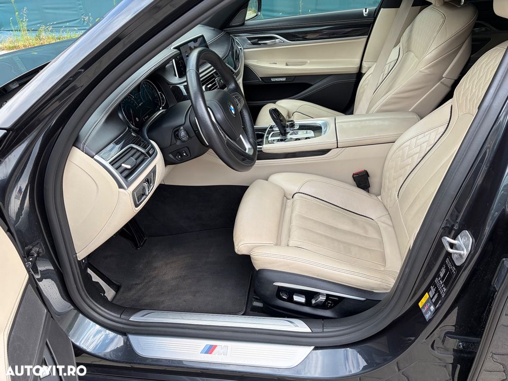 BMW Seria 7 - 26
