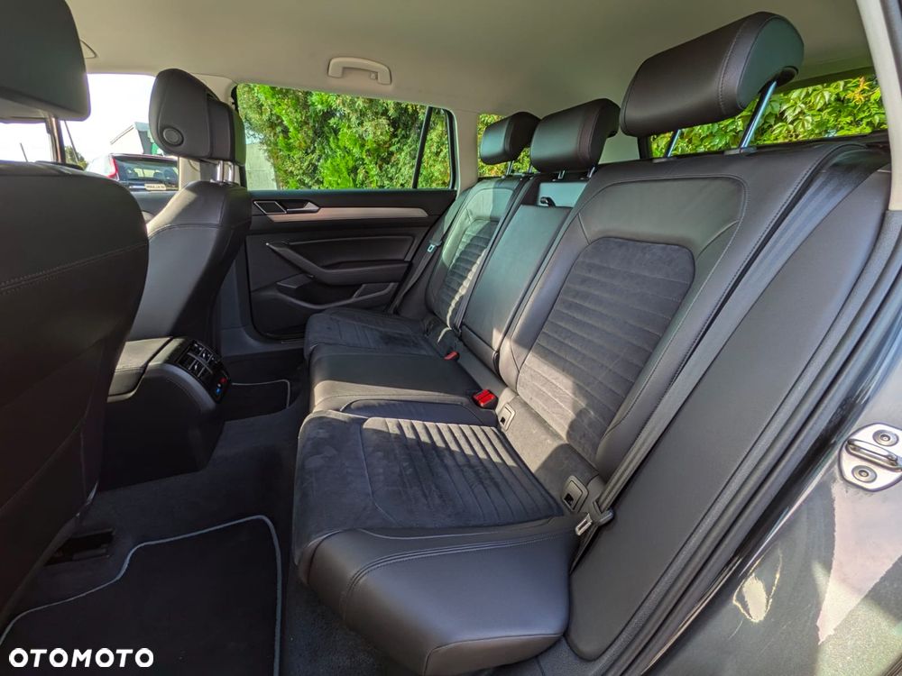 Volkswagen Passat 2.0 TDI SCR Highline DSG - 23