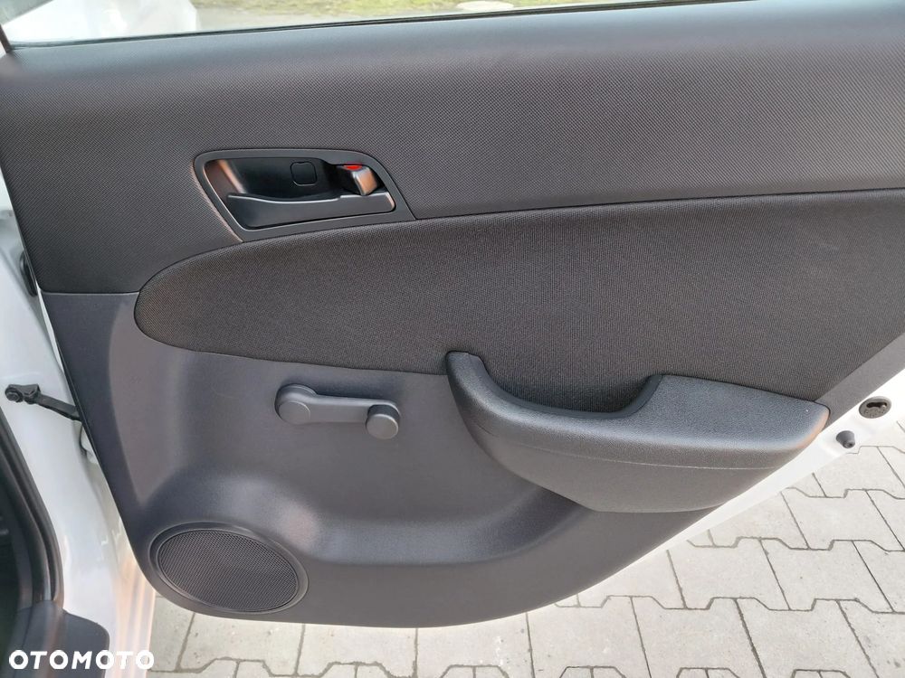 Hyundai i30 1.4 Blue Classic - 25