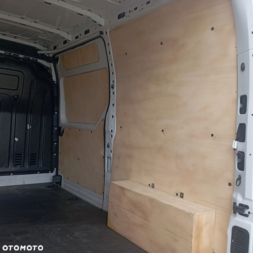 Renault Master - 18