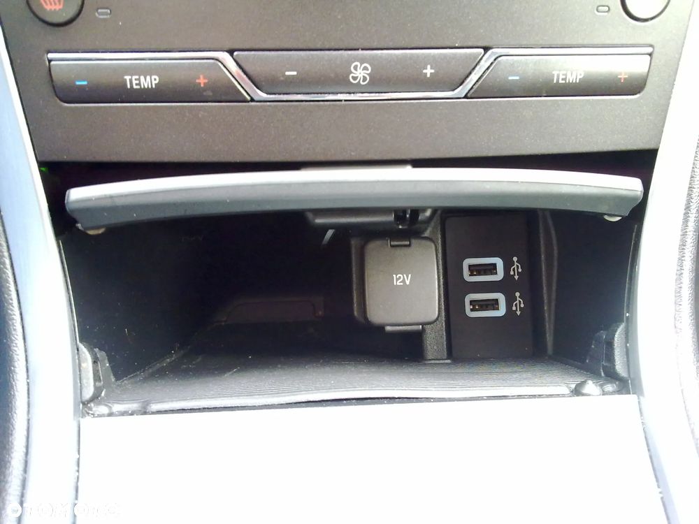 Ford S-Max 2.0 EcoBlue Titanium - 39