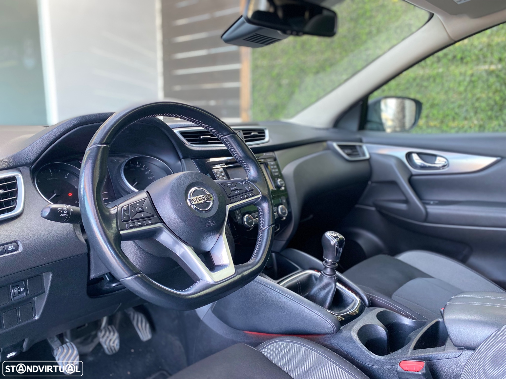 Nissan Qashqai 1.5 dCi N-Connecta - 16