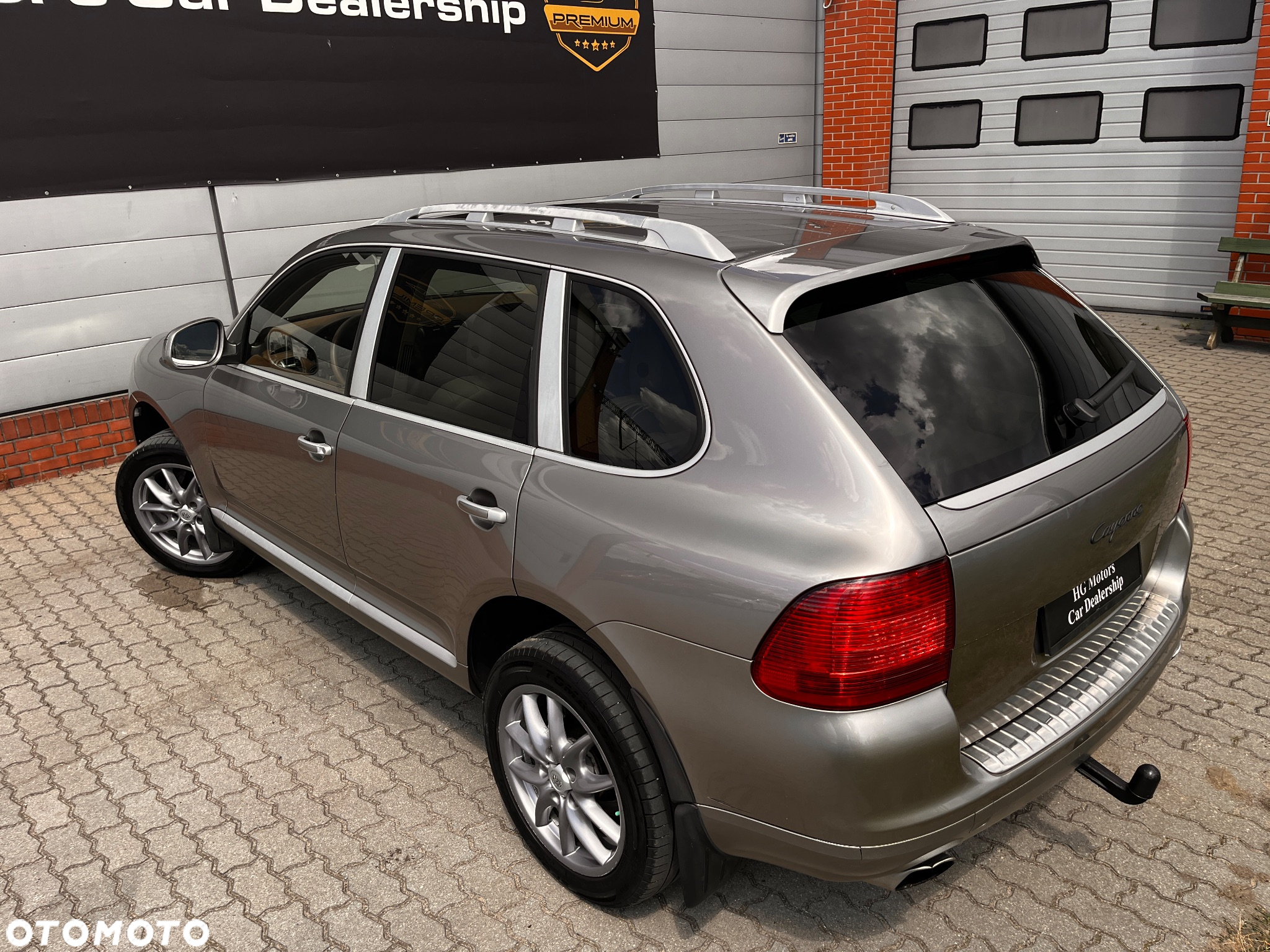 Porsche Cayenne Standard - 10