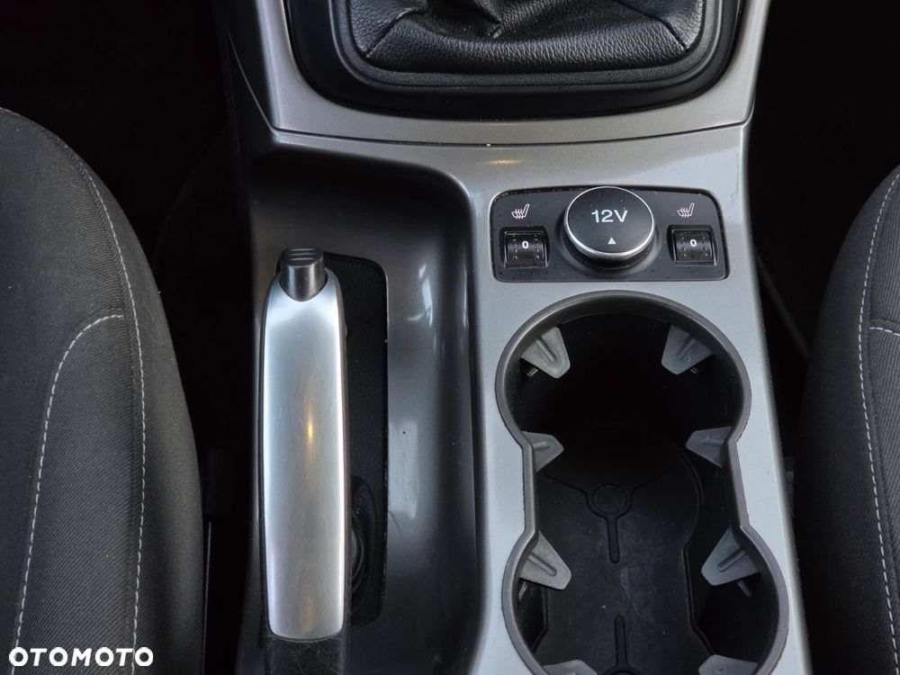 Ford Kuga 1.6 EcoBoost 2x4 Titanium - 18