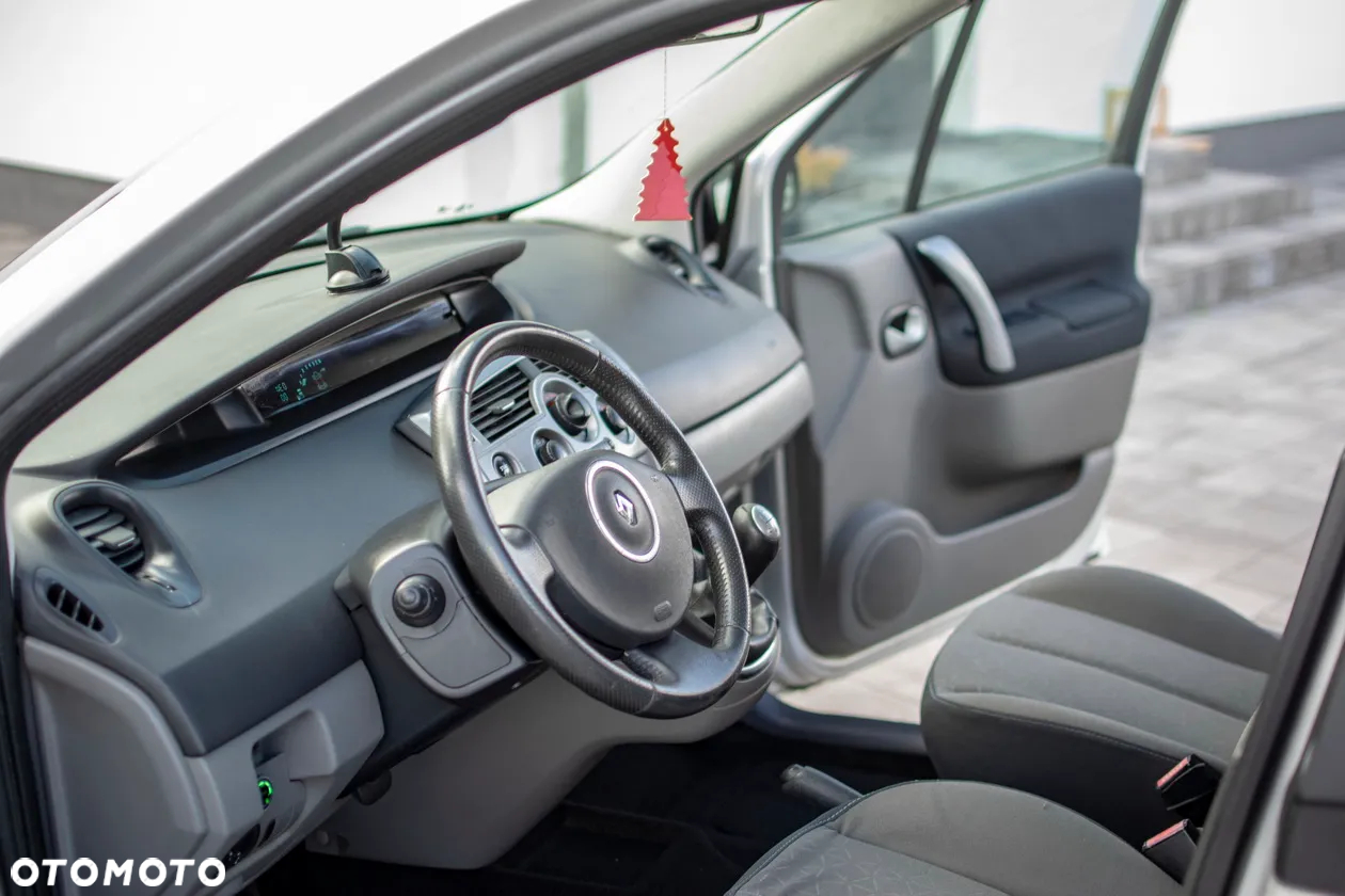 Renault Scenic - 40