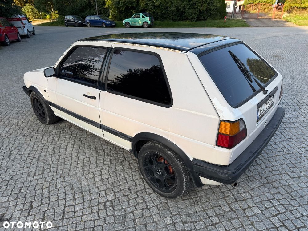Volkswagen Golf 1.3 - 7