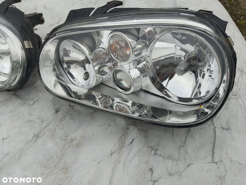 Lampa PRAWA VW Golf IV 4- Europa Oryginał - 2