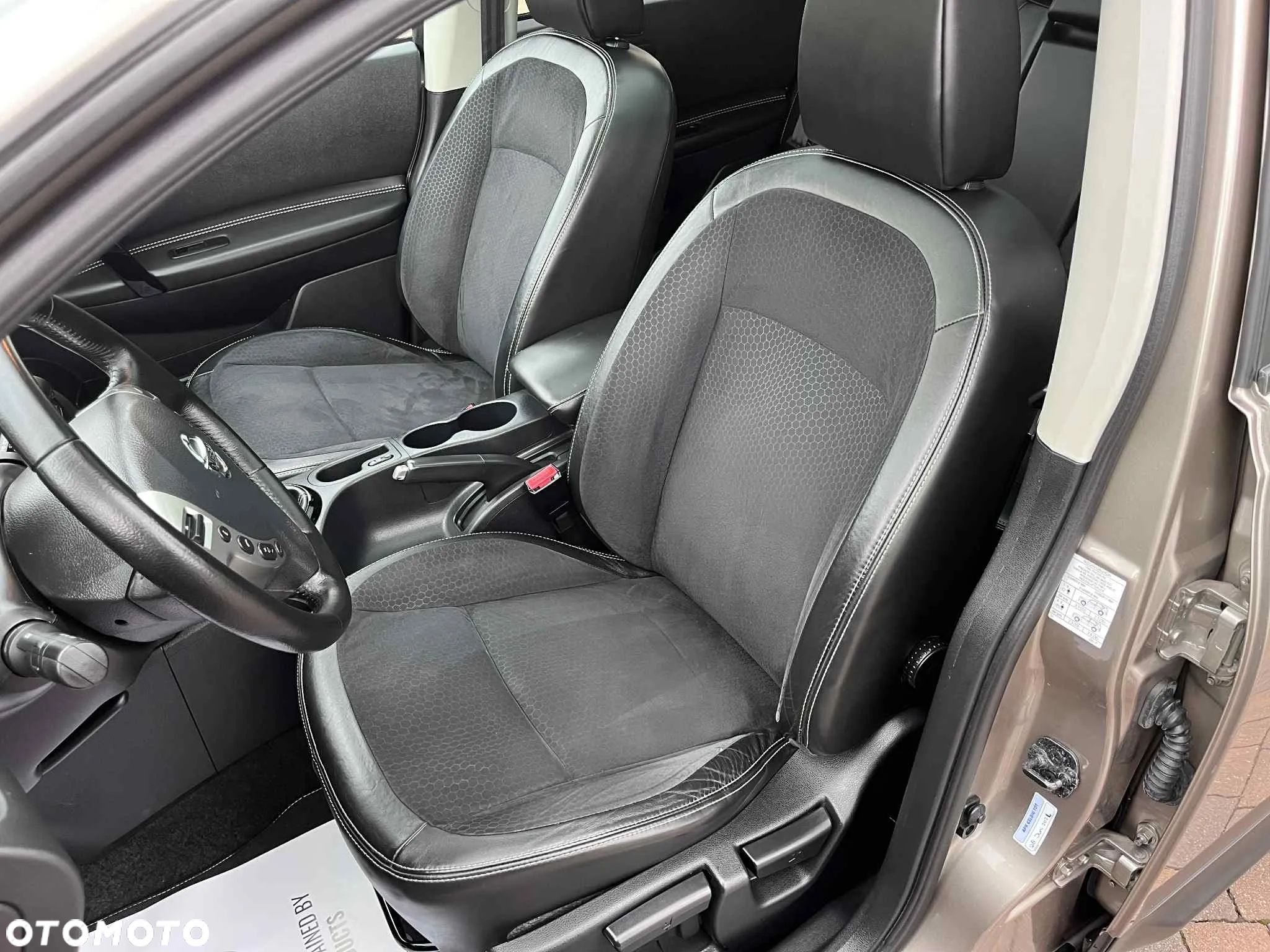 Nissan Qashqai 2.0 tekna - 19