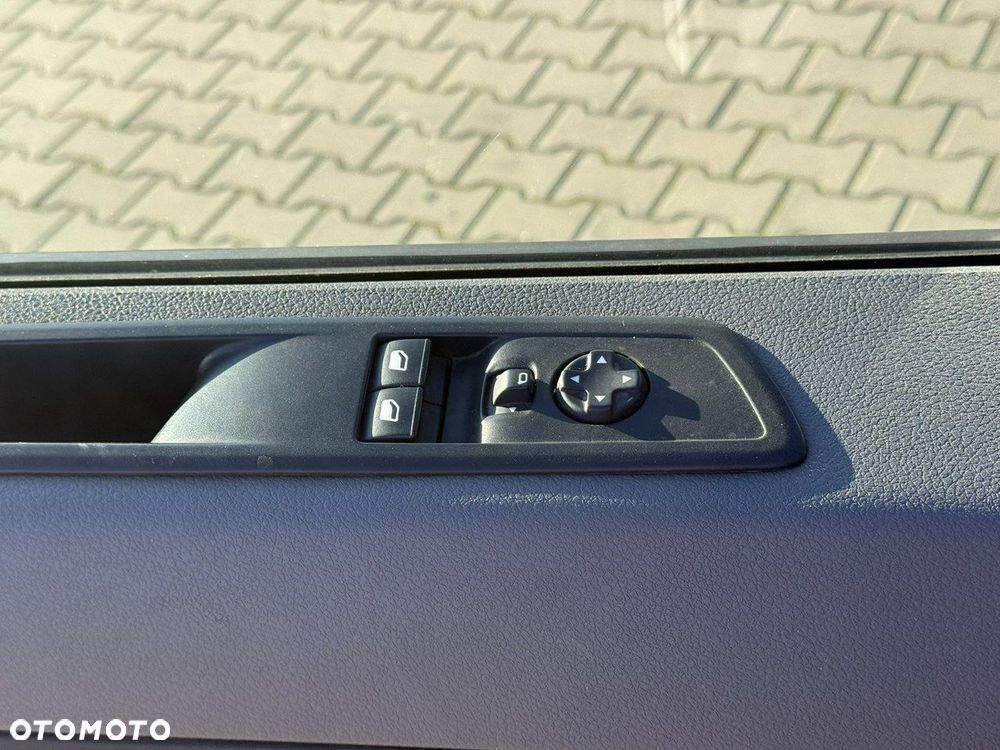 Opel Vivaro - 13