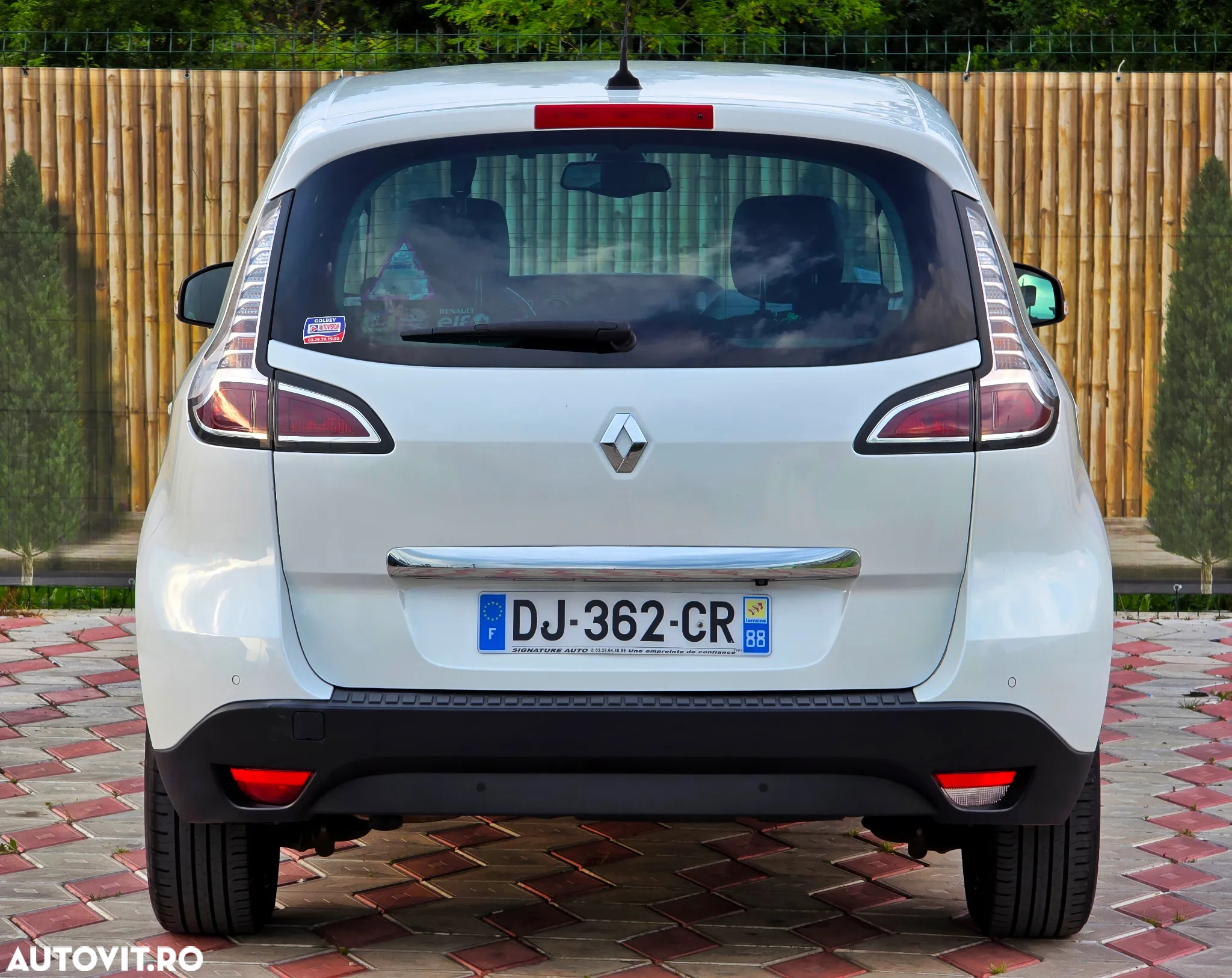 Renault Scenic ENERGY dCi 130 BOSE EDITION - 12