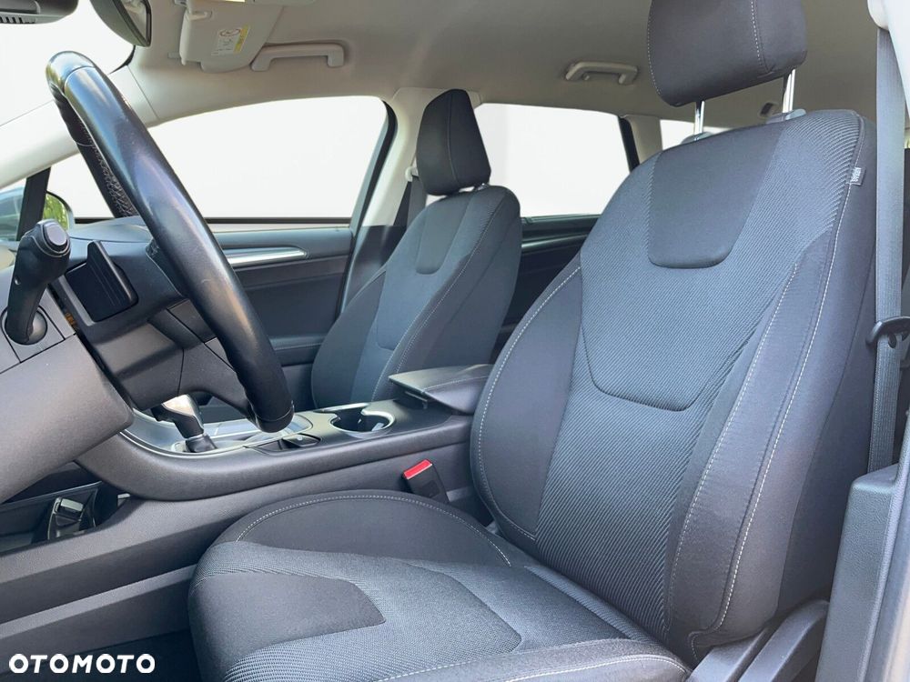 Ford Mondeo 2.0 TDCi Titanium PowerShift - 12