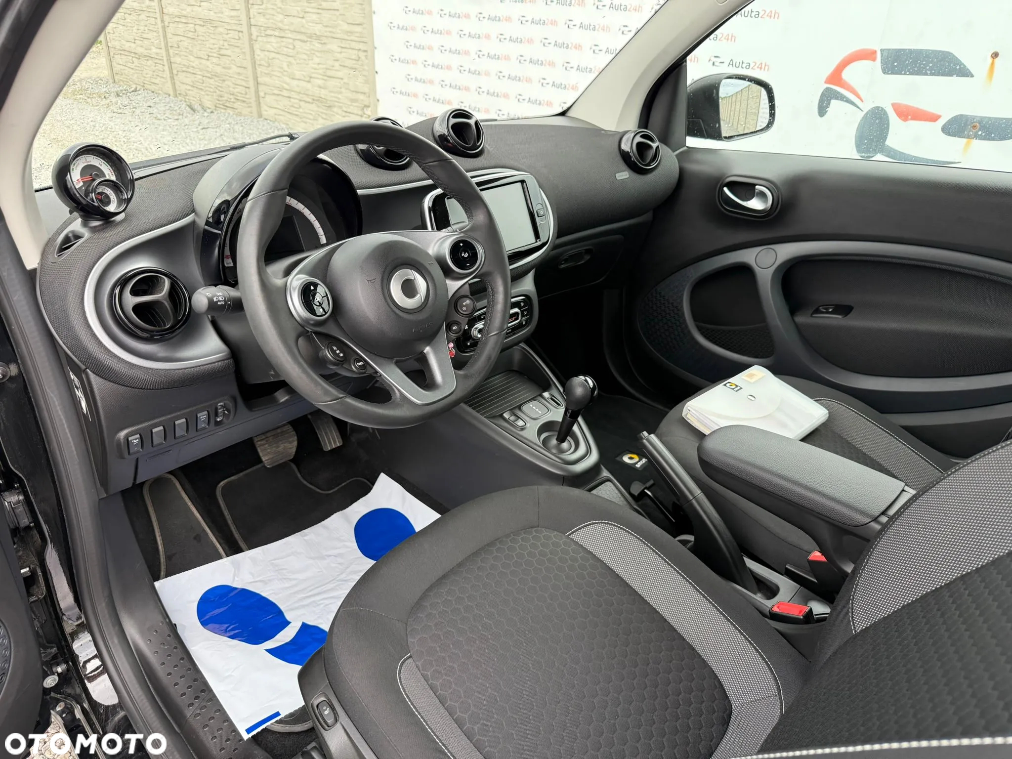 Smart Fortwo EQ - 8