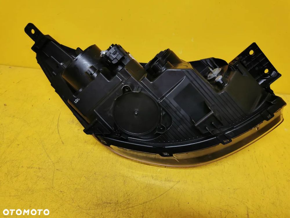 KIA SOUL II LAMPA LEWA PRZOD CZARNA 92101-B2 - 9
