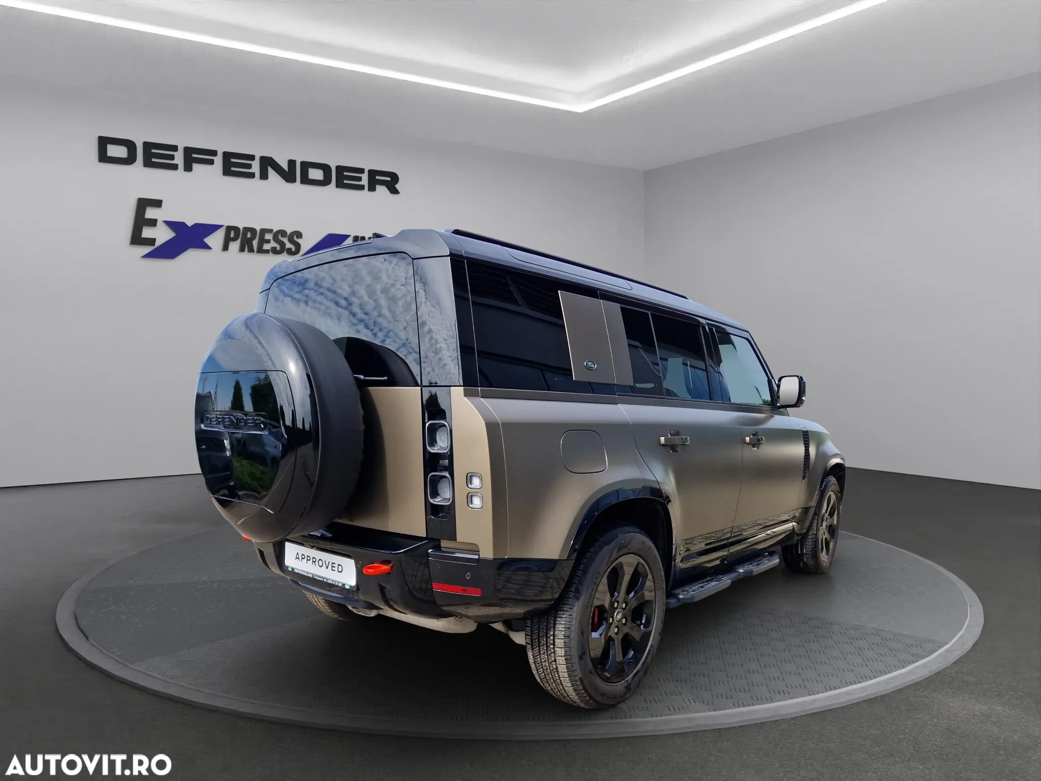 Land Rover Defender 110 3.0D 300 MHEV X - 6