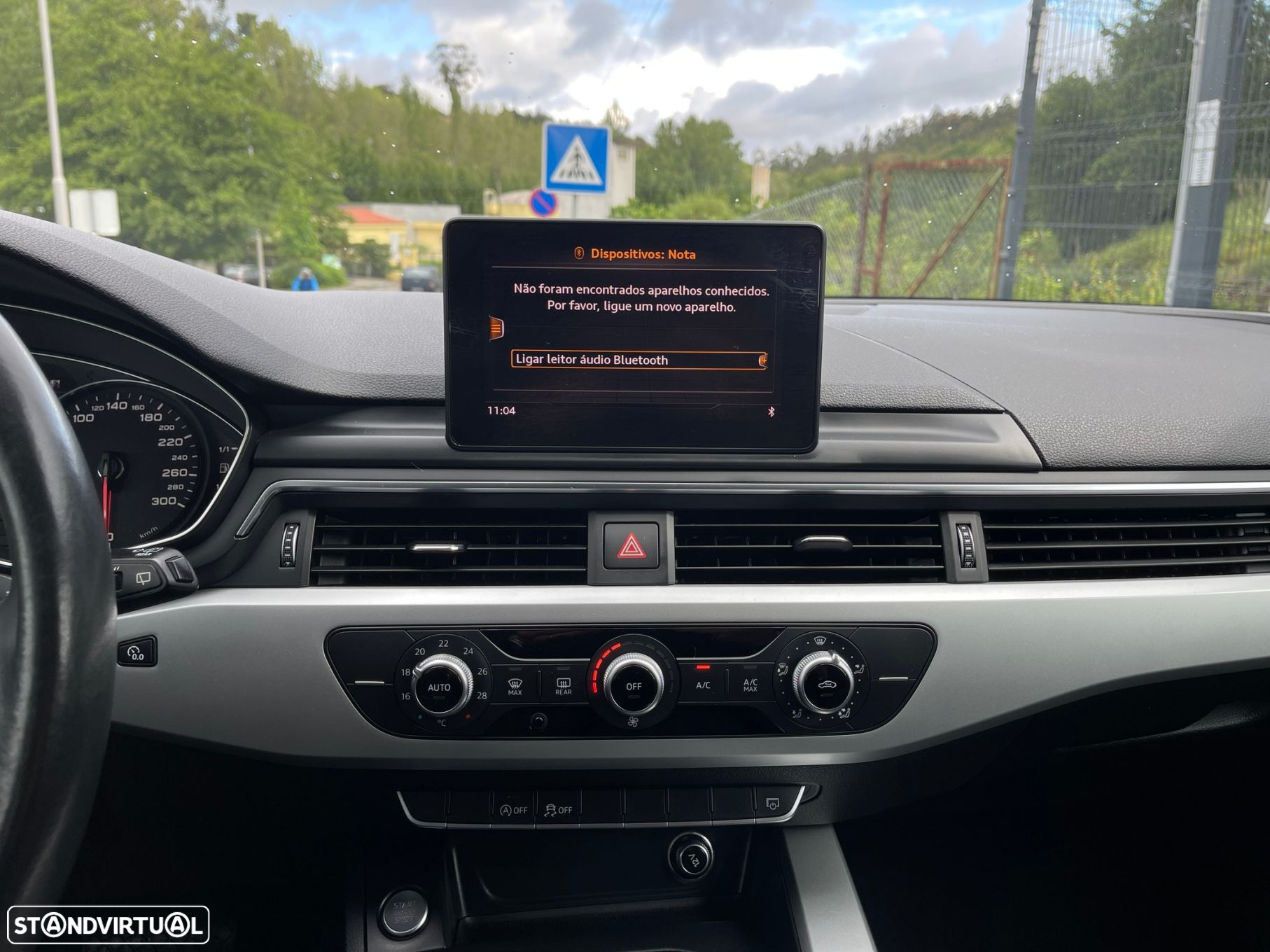 Audi A4 Avant 2.0 TDI S tronic - 25