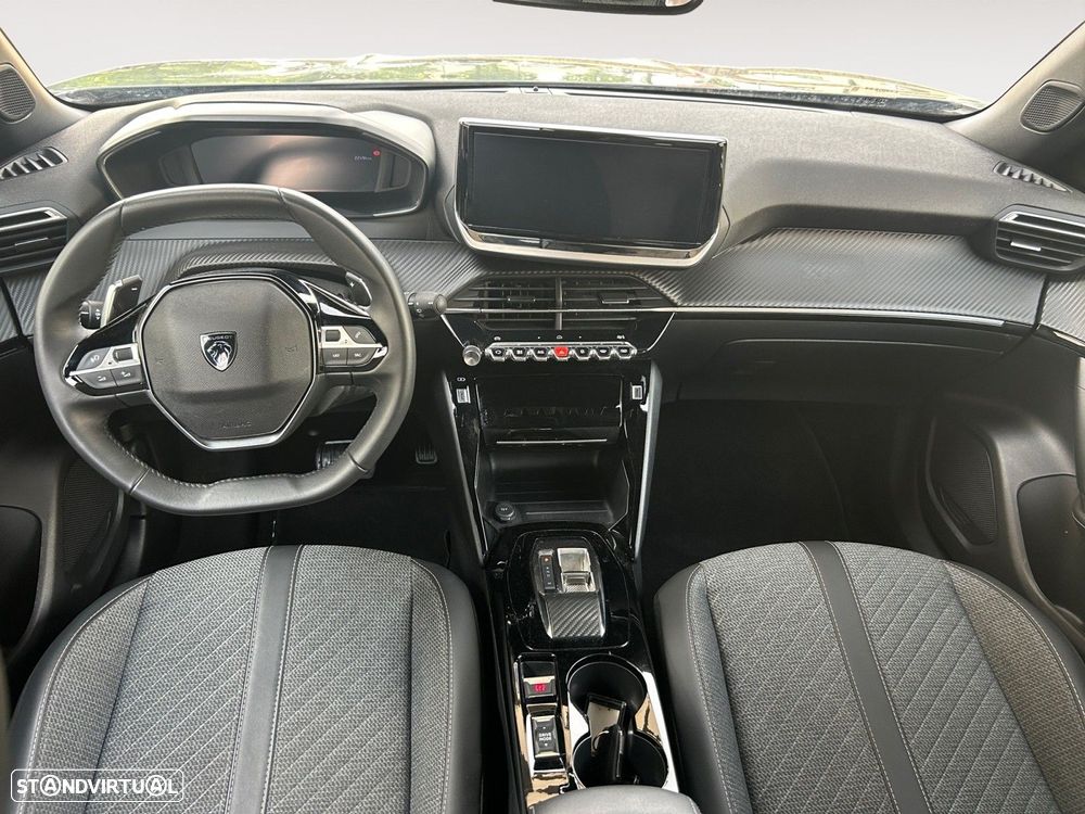 Peugeot 2008 - 10