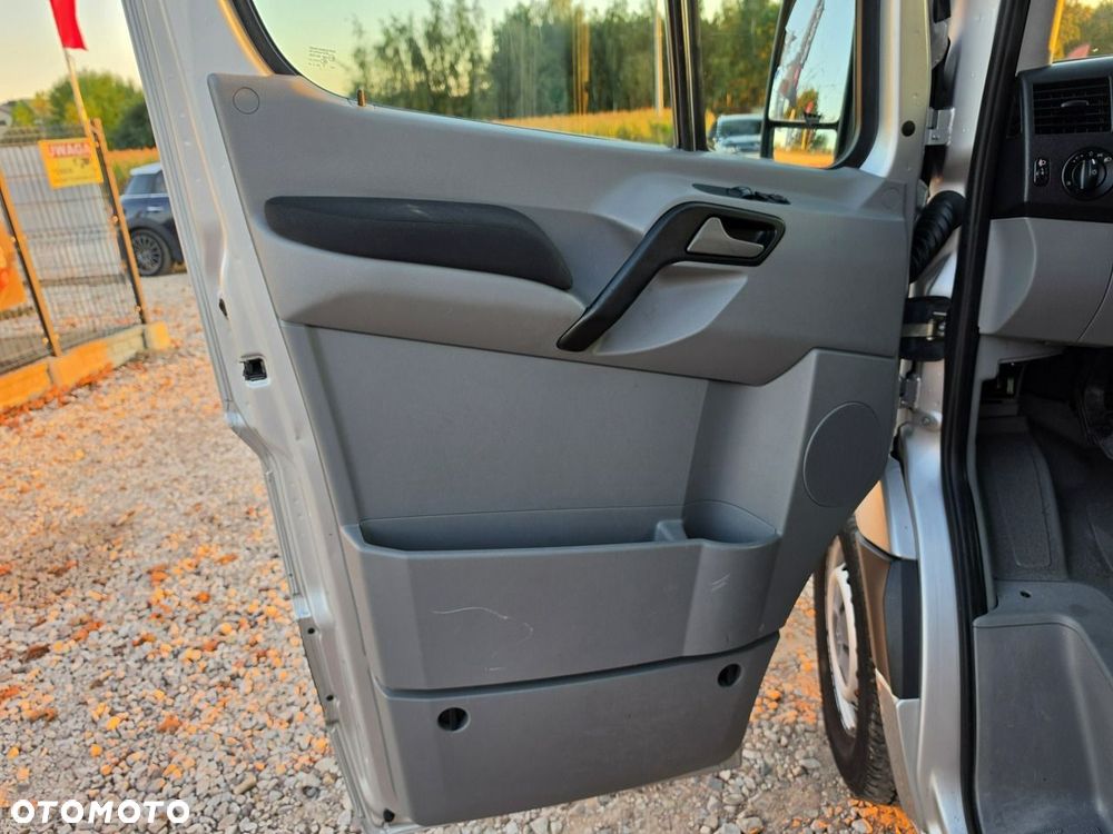 Volkswagen Crafter - 25