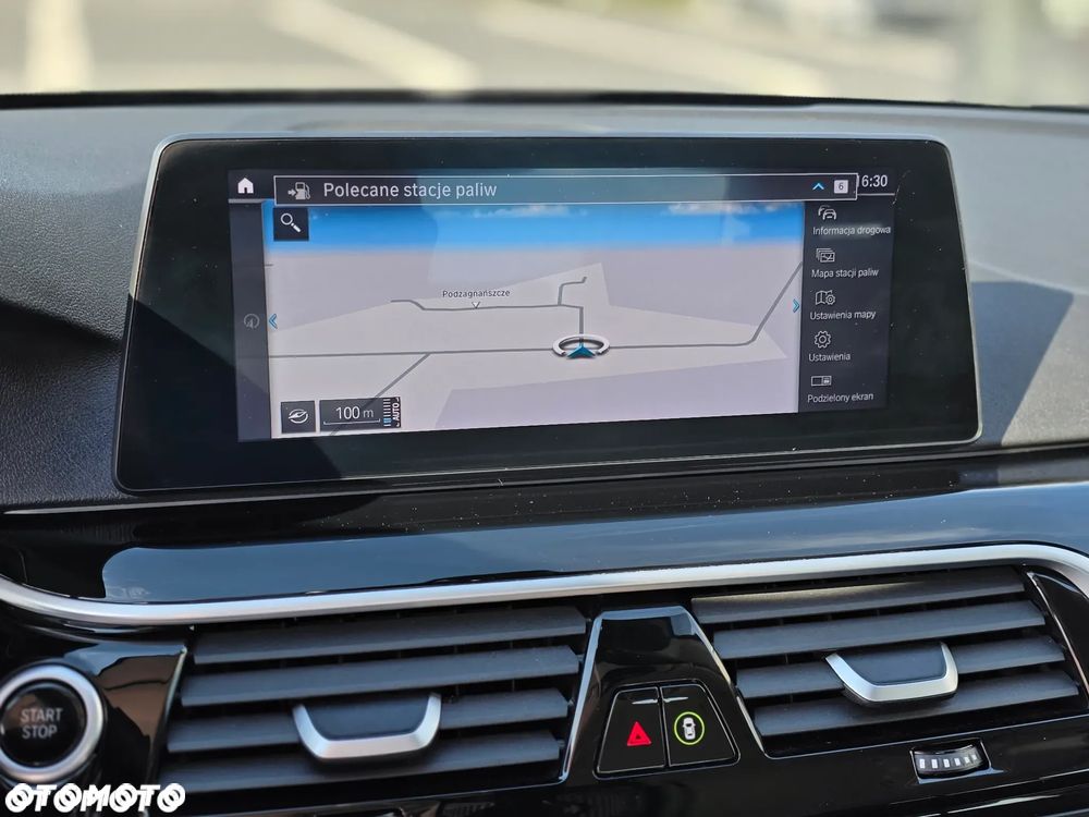 BMW Seria 5 530e iPerformance xDrive Sport Line sport - 24