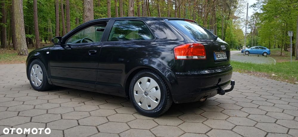 Audi A3 3-drzwiowe 1.6 Attraction - 5