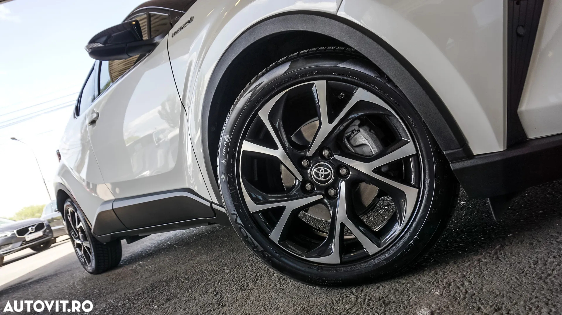 Toyota C-HR - 33