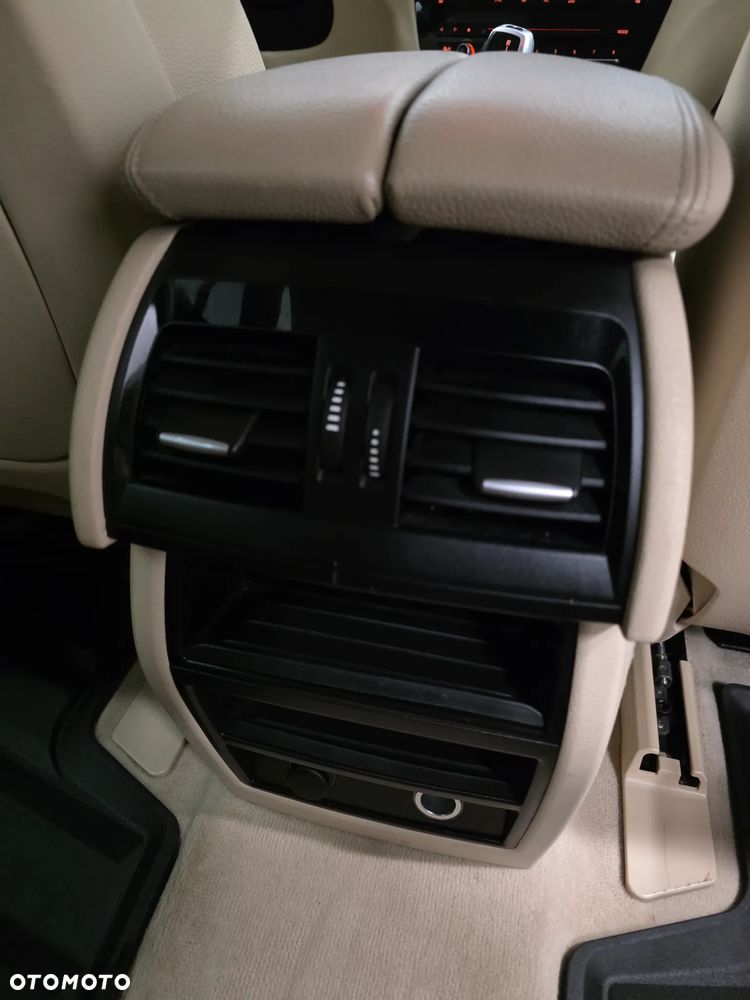 BMW X5 xDrive25d sport - 24