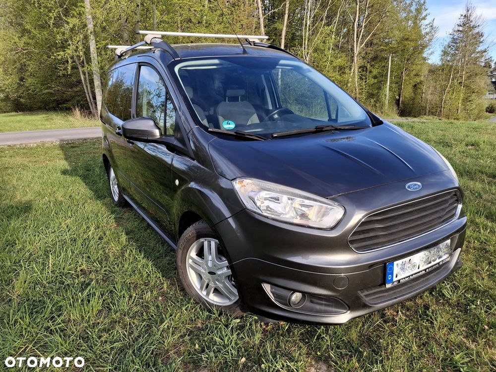 Ford Tourneo Courier 1.0 EcoBoost Titanium - 1