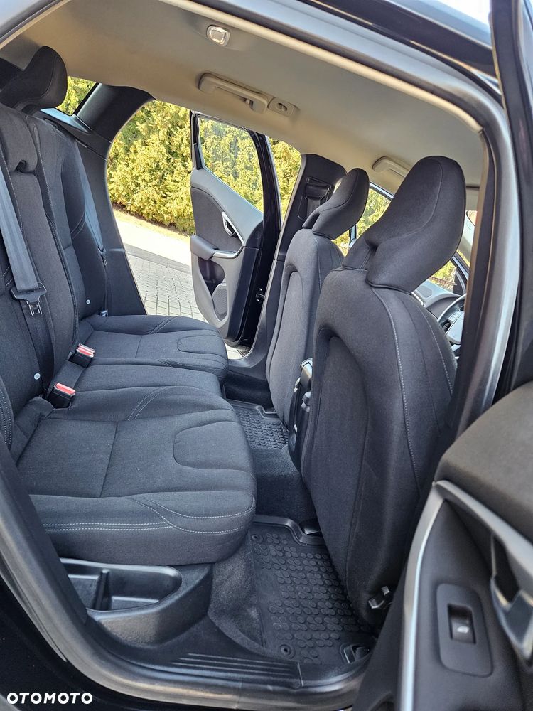 Volvo V40 T4 Kinetic - 28