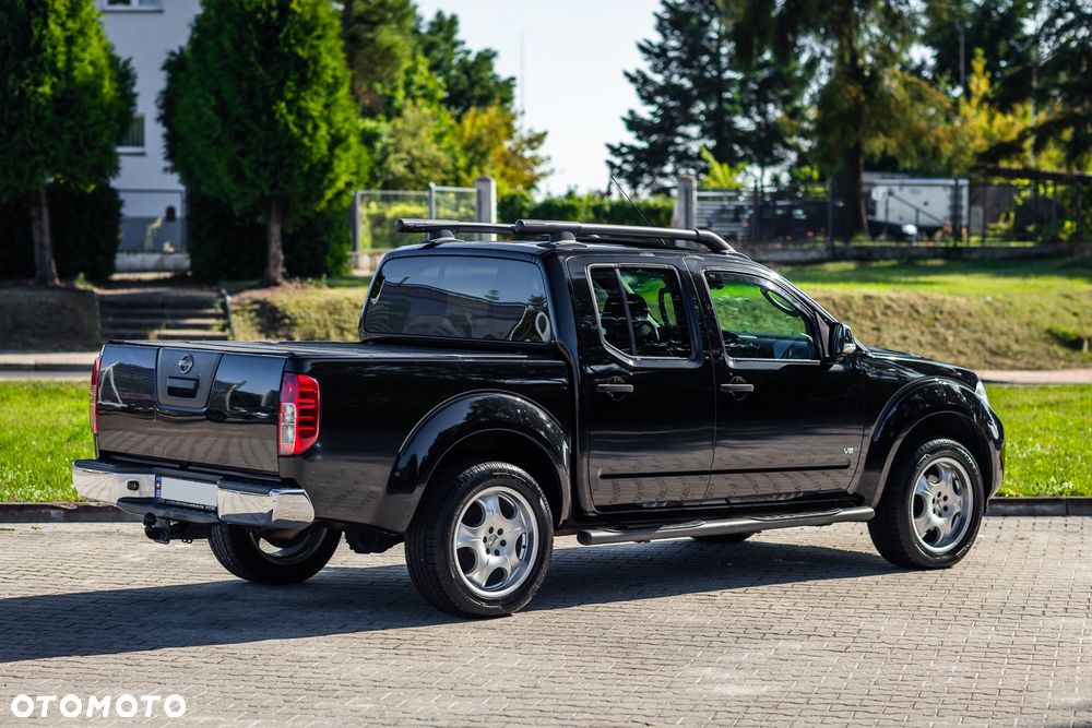 Nissan Navara 3.0 D V6 Platinum Long EU5 - 13