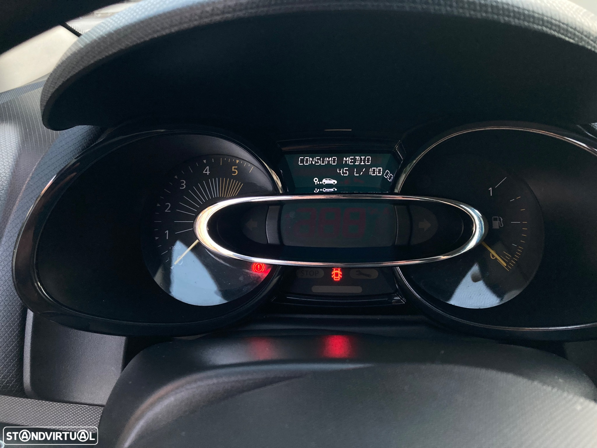 Renault Clio 1.5 dCi Confort - 6
