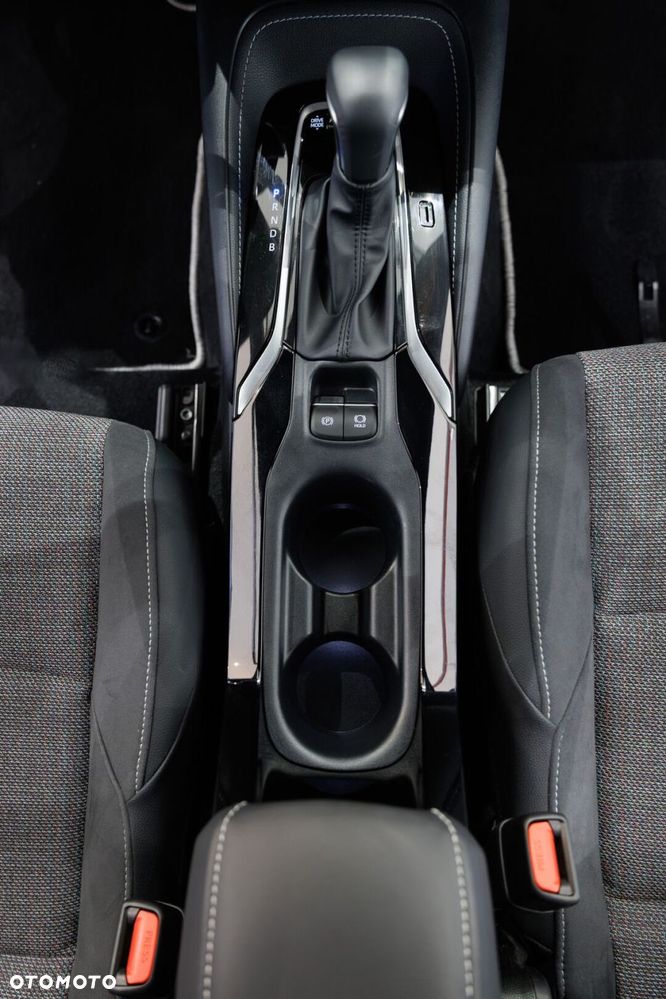 Toyota Corolla 1.8 Hybrid Style - 35