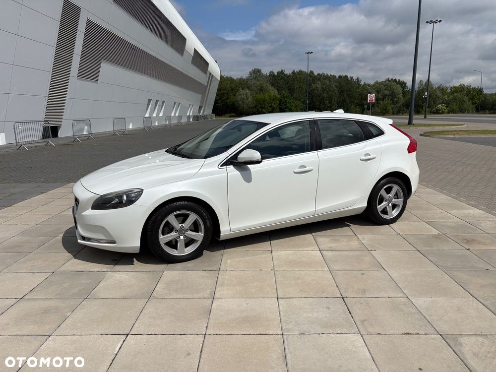 Volvo V40 D2 Summum - 11