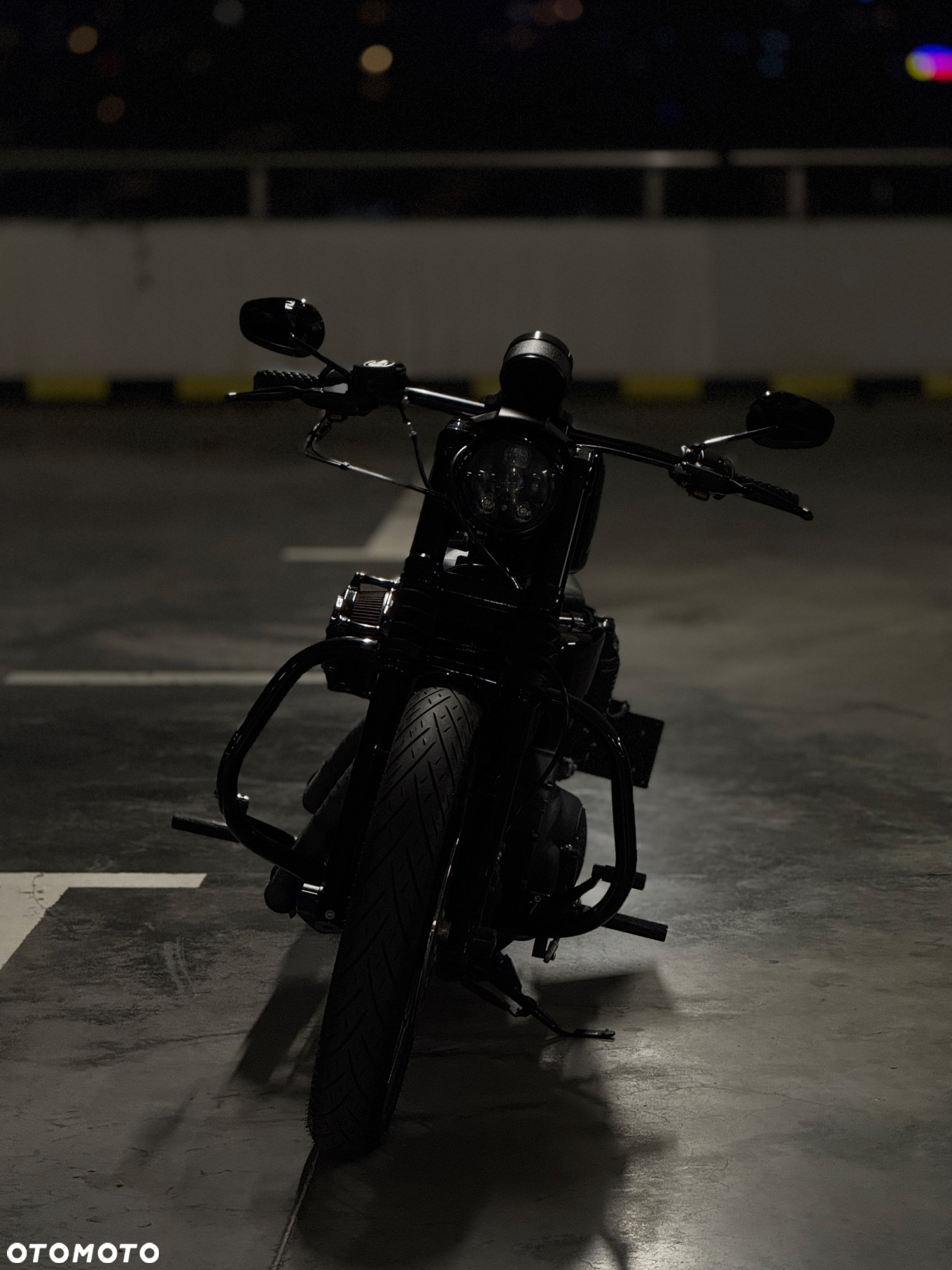 Harley-Davidson Sportster Iron 1200 - 11