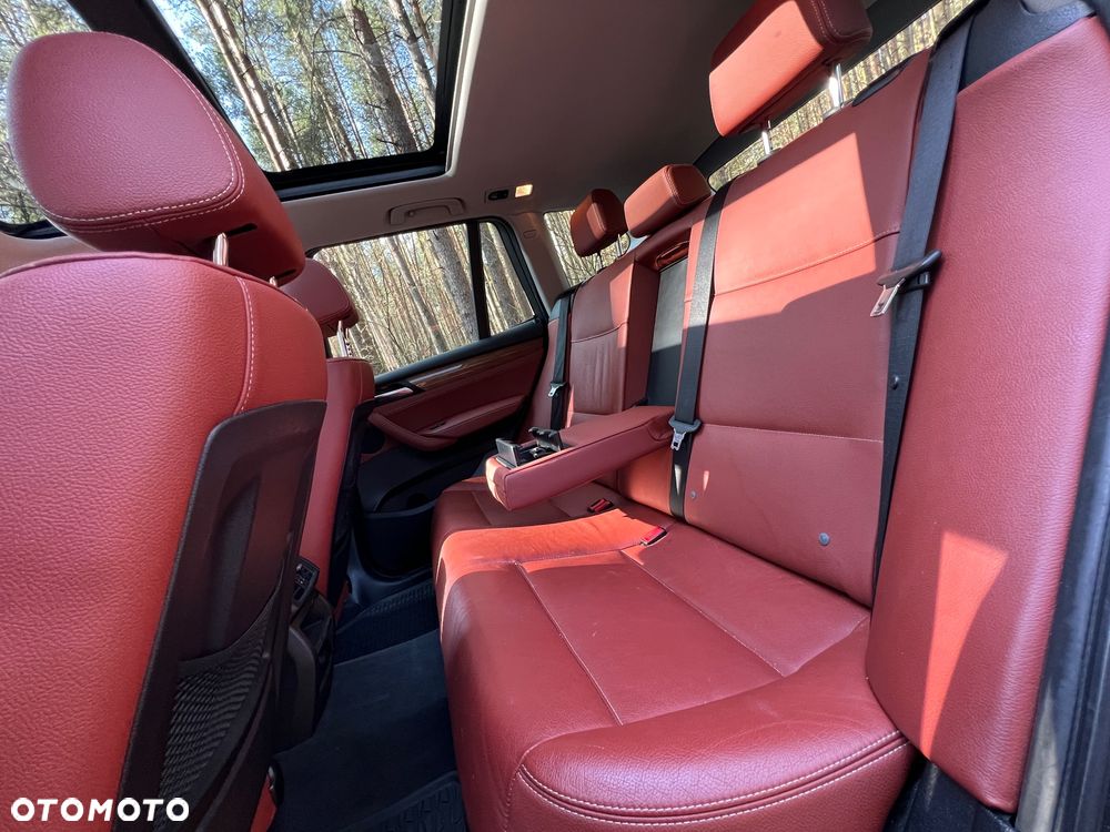 BMW X3 28i xDrive - 24