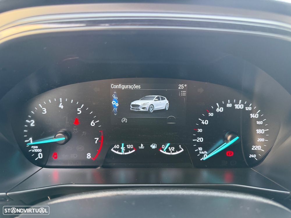 Ford Focus 1.0 EcoBoost ST-Line - 14