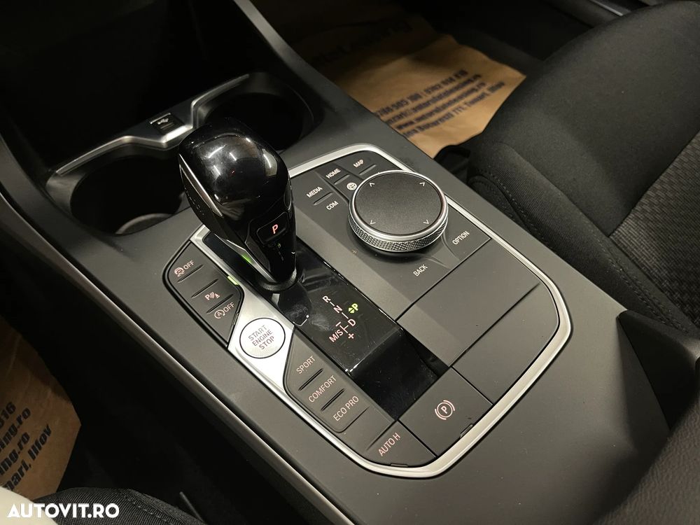 BMW Seria 2 218i Aut. - 26