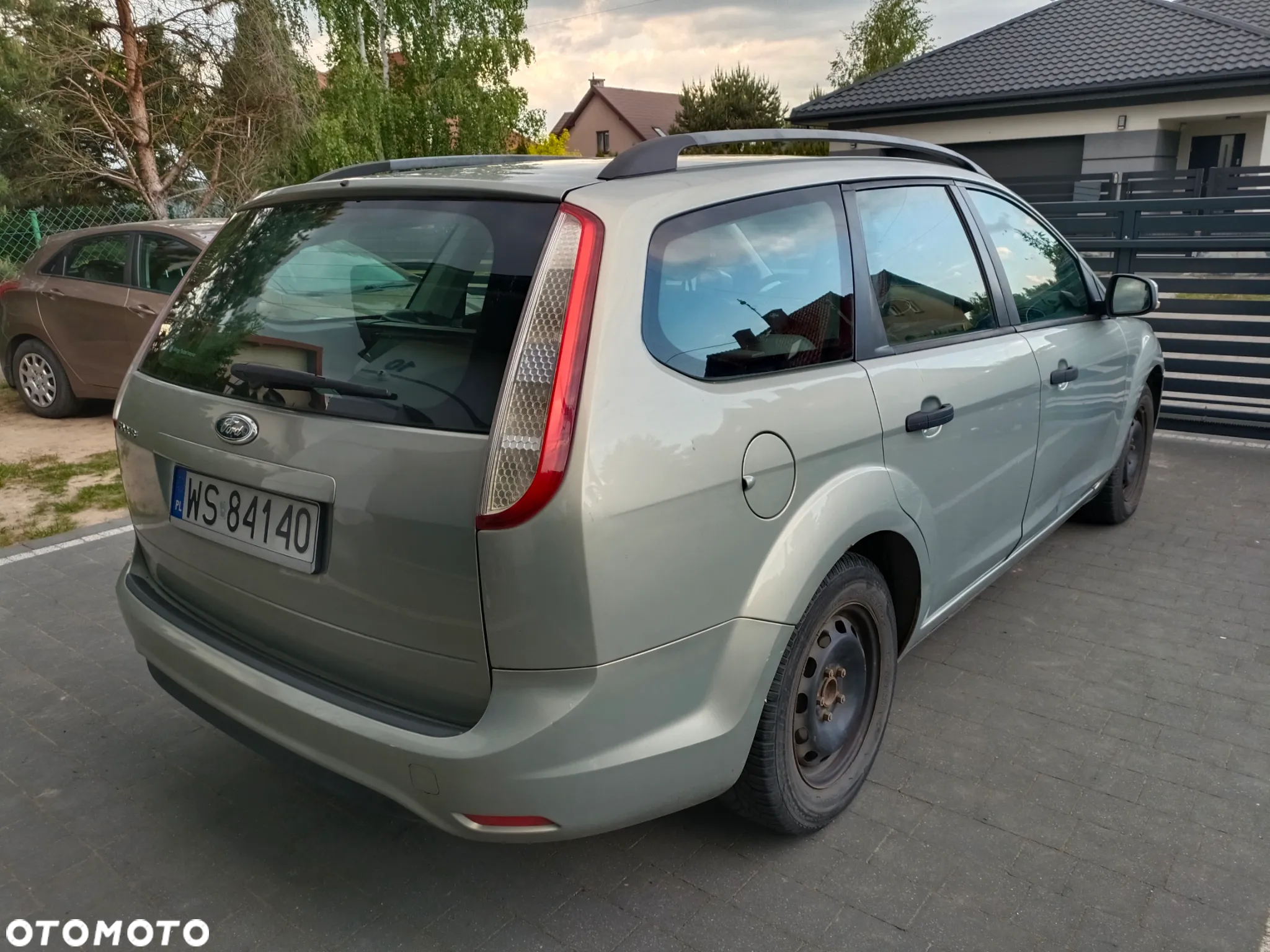Ford Focus 1.6 Trend - 10