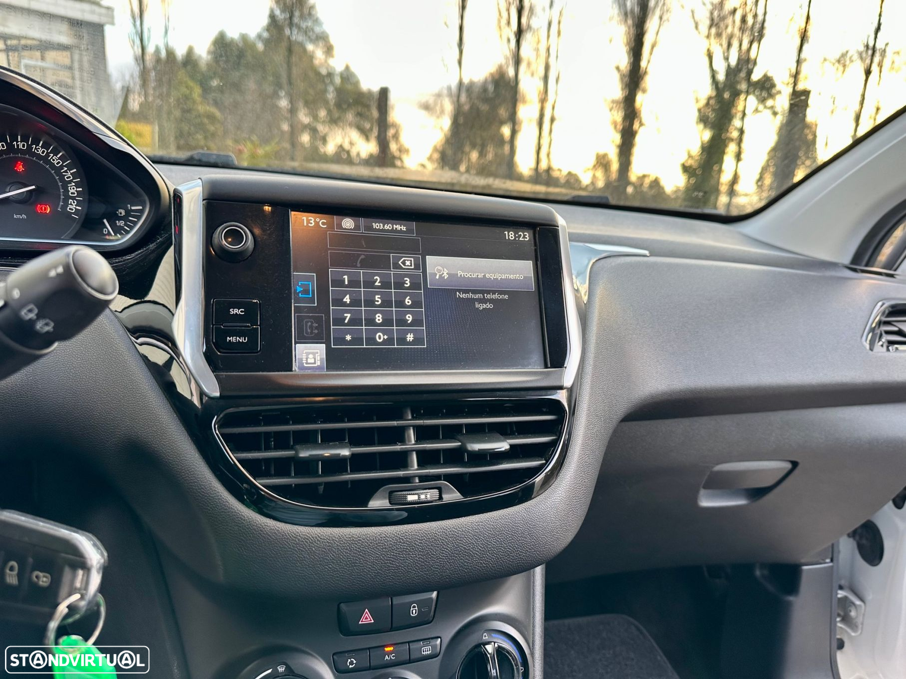 Peugeot 208 1.0 VTi Active - 23