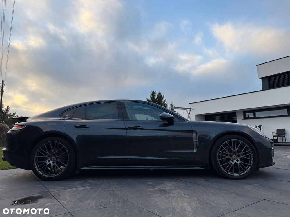 Porsche Panamera - 13
